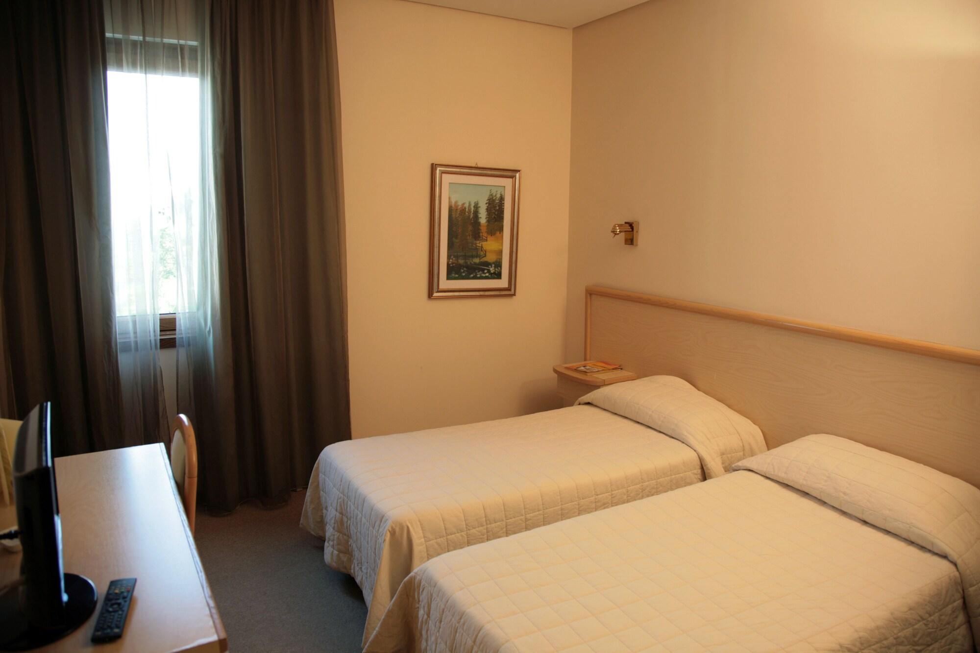 Hotel Bassetto Ferentino Exterior foto