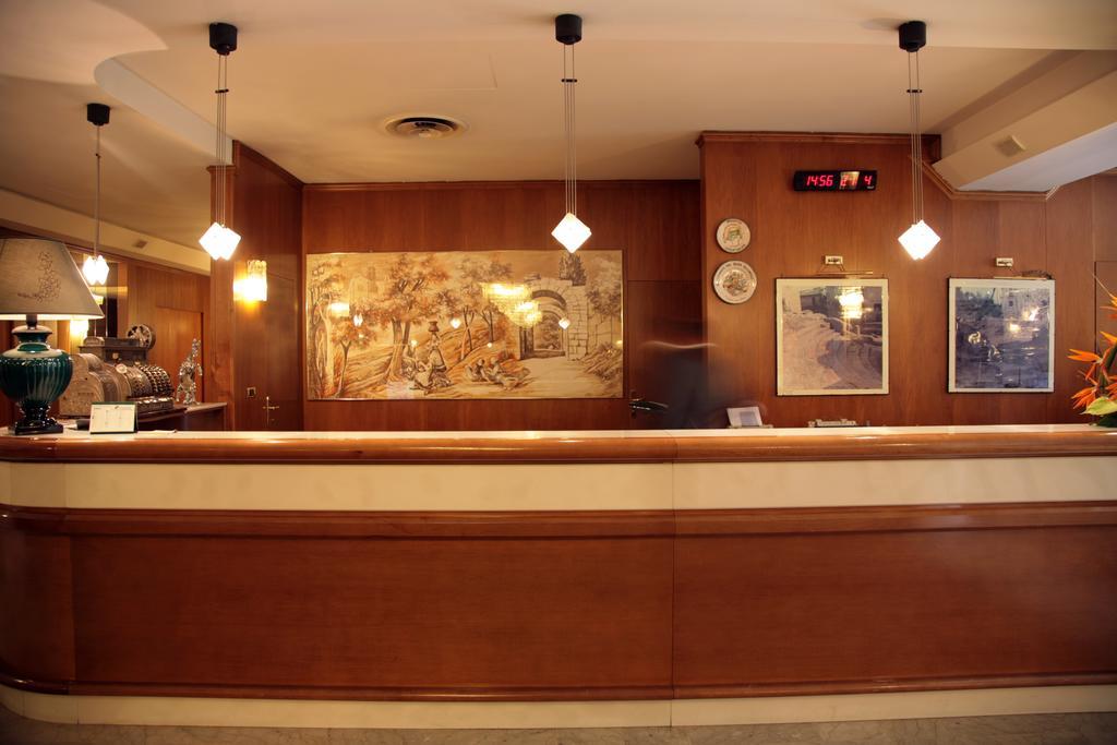 Hotel Bassetto Ferentino Exterior foto