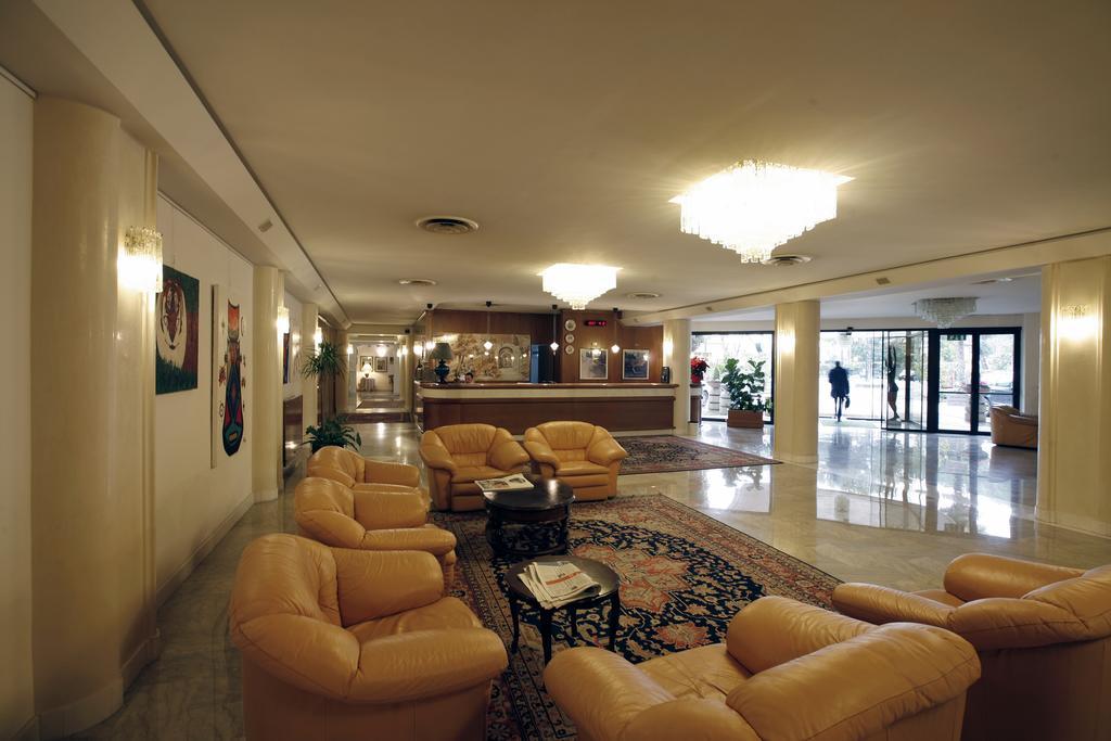 Hotel Bassetto Ferentino Exterior foto